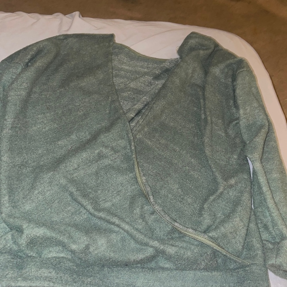 Olive top